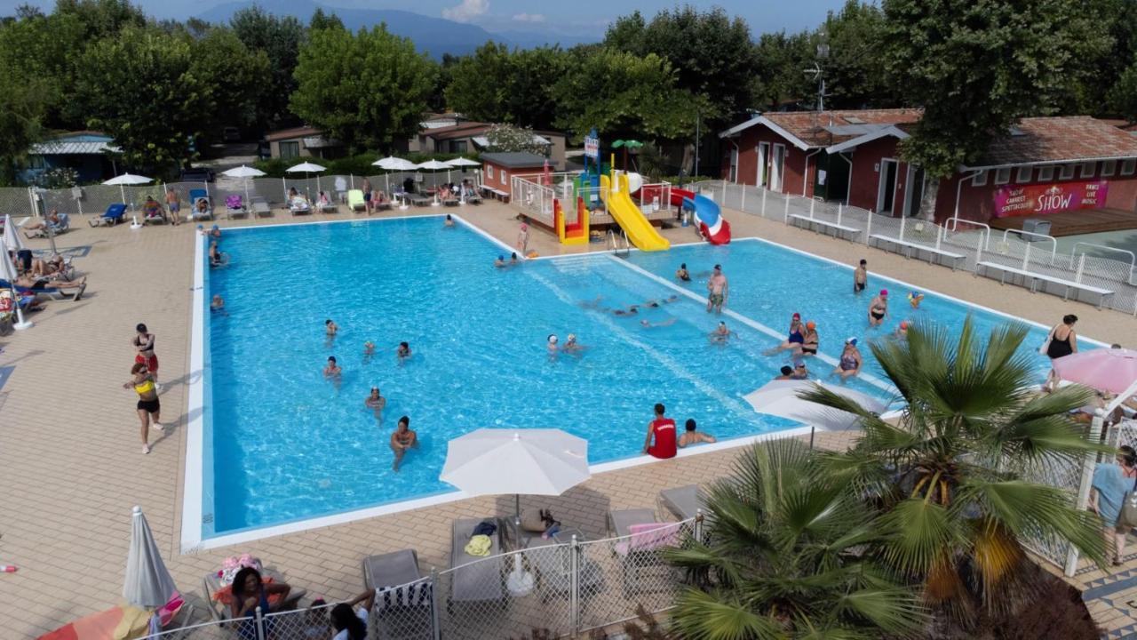 Sereno Camping Holiday Moniga del Garda ภายนอก รูปภาพ